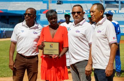 Estadio Latinoamericano cumple 80 años: historia y leyendas del béisbol cubano.