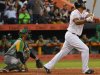 Bisbol Dominicana. Estrellas colocan la serie ante Gigantes 2-0 a su favor.