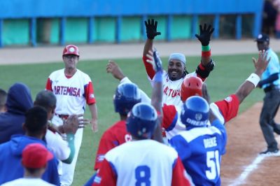 Estrellas, primer finalista en serie beisbolera en Matanzas.