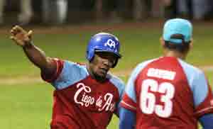 Play Off semifinal Ciego de Avila vs. Granma. Fall nuevamente el bullpen