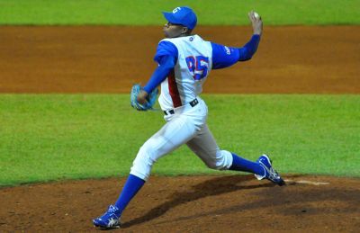 Final de la pelota cubana: la galopada de los Alazanes.