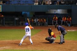 Gallos sacan espuelas y evitan barrida ante Matanzas