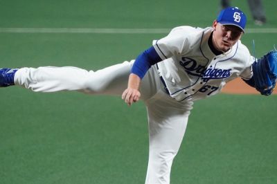 Gracial y Yariel destacan en da inaugural de beisbol japons.