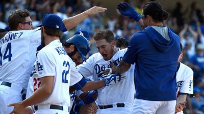 Grandal, hroe en triunfo de Dodgers
