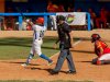 Granma arrincona a Matanzas en final de bisbol en Cuba.