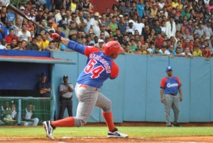 Granma completa barrida frente a monarcas del bisbol cubano