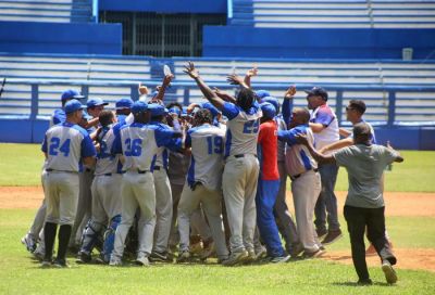 La Habana avanza a la gran final de la Serie Nacional Sub-23 de Bisbol.