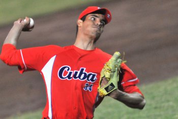 Hctor Mendoza agradece experiencia en bisbol japons