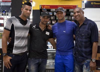 Los hermanos Gourriel y Cepeda: posible contrato en beisbol colombiano