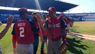 Huracanes frenan racha de Industriales y aprietan la tabla de la Liga Élite.