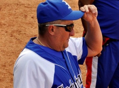 Industriales por acceder a play offs del bisbol cubano