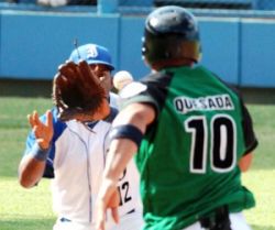 Copa Antillana de Acero: Industriales-Cienfuegos y Artemisa-Santiago en duelos semifinales