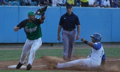 Industriales frena a Cienfuegos y Sancti Spritus sacude a Matanzas