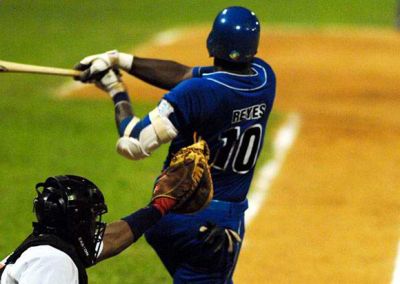 Industriales, La Isla y Artemisa vencen en inicio de segunda fase del bisbol cubano