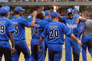 Industriales logra barrer en campeonato cubano de bisbol