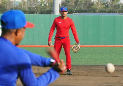 Inicia entrenamiento preseleccin para Liga de Bisbol Can-Am.