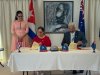 Instituciones de Cuba y Australia firman acuerdo sobre beisbol.