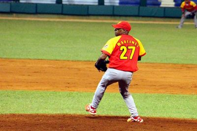 Jonder Martnez sobrepas mil 600 ponches en Series Nacionales
