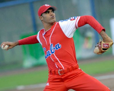 El lanzador cubano, Miguel Alfredo Gonzlez falleci en La Habana a causa de un accidente
