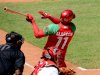 Leadores apalean a Indios y siguen de lderes en Serie de Beisbol.