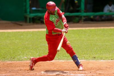 Le�adores deja al campo a Azucareros y fuerza s�ptimo juego en la Serie Nacional.
