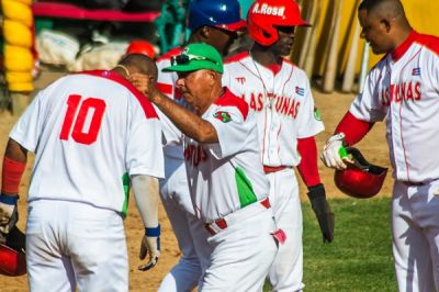 Le�adores de Las Tunas vencen a Artemisa y avanzan a su tercera final consecutiva en la Serie Nacional de B�isbol 2026.
