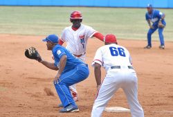 Leones rugen con fortaleza