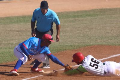 La Liga lite del Beisbol se decidir en siete juegos.