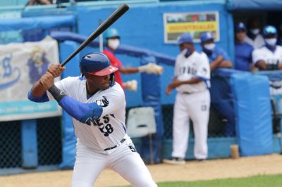 Lisbn Correa y el sueo de una final teida de azul.