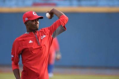 Livan Moinello abandona descanso para ayudar a Pinar del Ro.