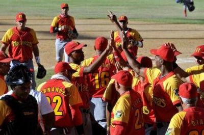 Matanzas derrota a La Isla y sigue con vida en el playoff