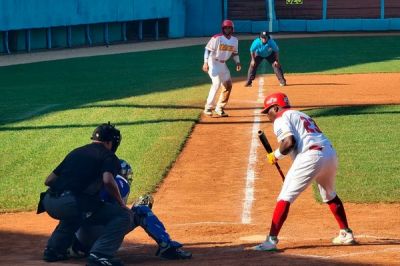 Matanzas pasa a liderar la Liga lite del Beisbol Cubano.