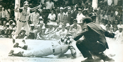 Medio siglo de pelota caliente