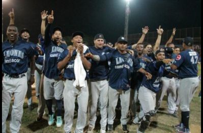 Novena de Alan Snchez pasa a la final del bisbol colombiano