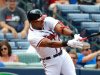 Héctor Olivera conecta su primer hit en las Mayores