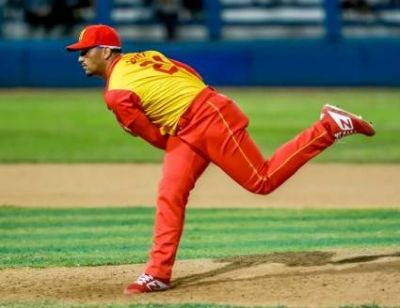 Pinar del R�o vence a Industriales y mantiene el liderato de la 65 Serie Nacional de B�isbol.