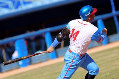 Portuarios en la final de la Liga lite del Beisbol Cubano.