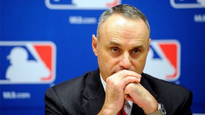 Prosiguen planes de MLB para jugar en Cuba