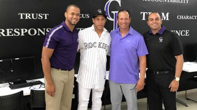 El prospecto cubano Eddy Daz firma con los Rockies.