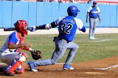 Prospecto Dairon Blanco firma con los Atlticos de Oakland.