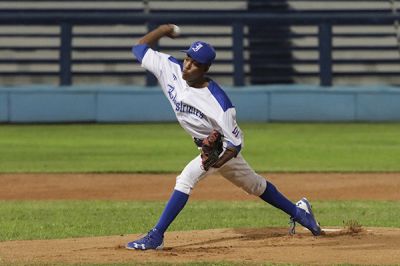 Punteros con buen pitcheo en Liga lite del Beisbol.