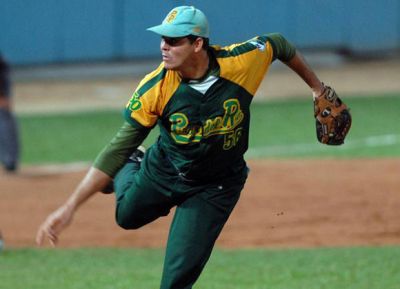 se reafirma Yosvani Torres como pitcher ms ganador