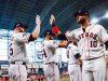 Regreso histórico: Astros fuerzan el 7mo. Juego en los playoffs.