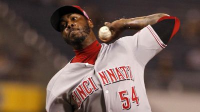 Rojos ganan con sexto salvado de Chapman