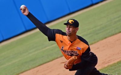 Sptima victoria en lnea para Villa Clara en beisbol cubano.