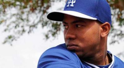 Ser Arruebarruena el torpedero titular de los Dodgers en 2015?