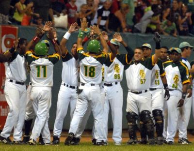 Serie del Caribe 2015: Cuba obligada a ganar sin visos de heroicidad