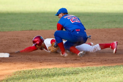 58 Serie Nacional de Bisbol Cambios de bola para una Serie?