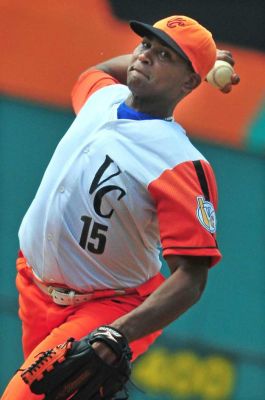 57 Serie Nacional de Bisbol. Freddy Asiel hizo la cruz.