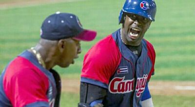 Serie Nacional de Beisbol. Bisbol: Toros aseguran sptimo boleto.